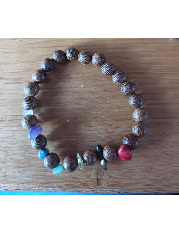 Chakra steentjes met houten kralen Chakra steentjes met houten kralen