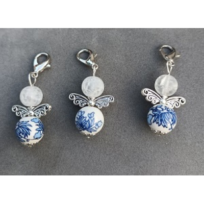 F031 hanger blauw/wit