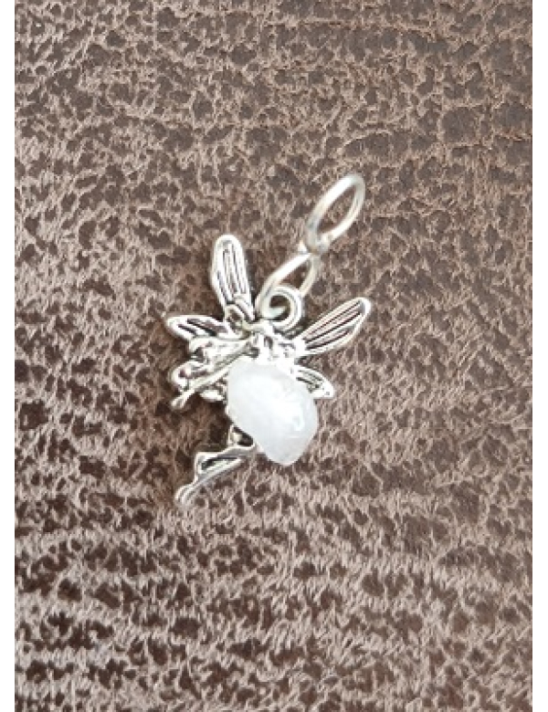 Fee met rozenkwarts hanger Fee met rozenkwarts hanger