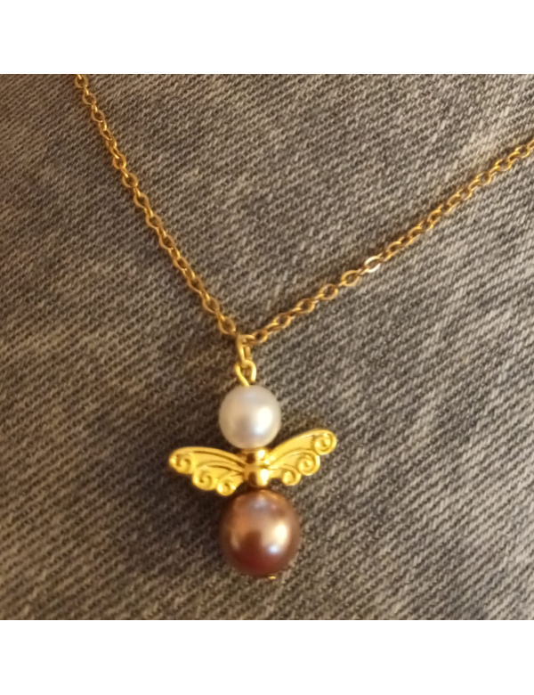 Goudkleurige ketting met engel Goudkleurige ketting met engel
