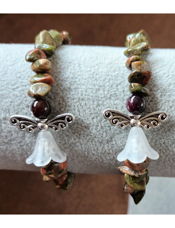 Armband unakiet met granaat en engel